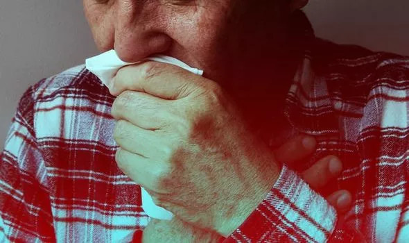 Nguoi tiem du vac xin COVID-19 nhiem chung Omicron co trieu chung gi?