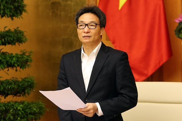 Khong de ai dang cach ly, tu dieu tri COVID-19 tai nha khong co Tet