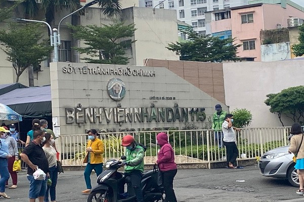 Nguoi phu nu o TP.HCM tu vong sau 14 gio hut mo bung