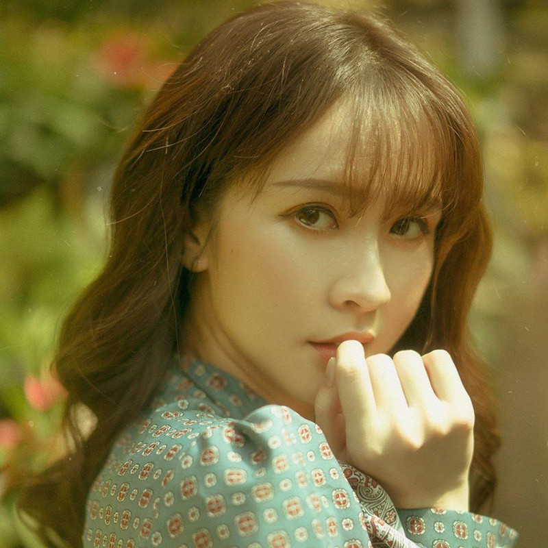 Bên cạnh đó, một số streamer nổi tiếng khác cũng ra sức kêu gọi quỹ hướng về miền Trung. Phải kể đến Ngân Sát Thủ cùng fan với số tiền 35 triệu đồng, Hoàng Luân gần 70 triệu đồng, hay Tín Dubai, Đạt Kòi,...