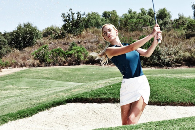 Những cú swing đầy thần thái của Paige Spiranac.