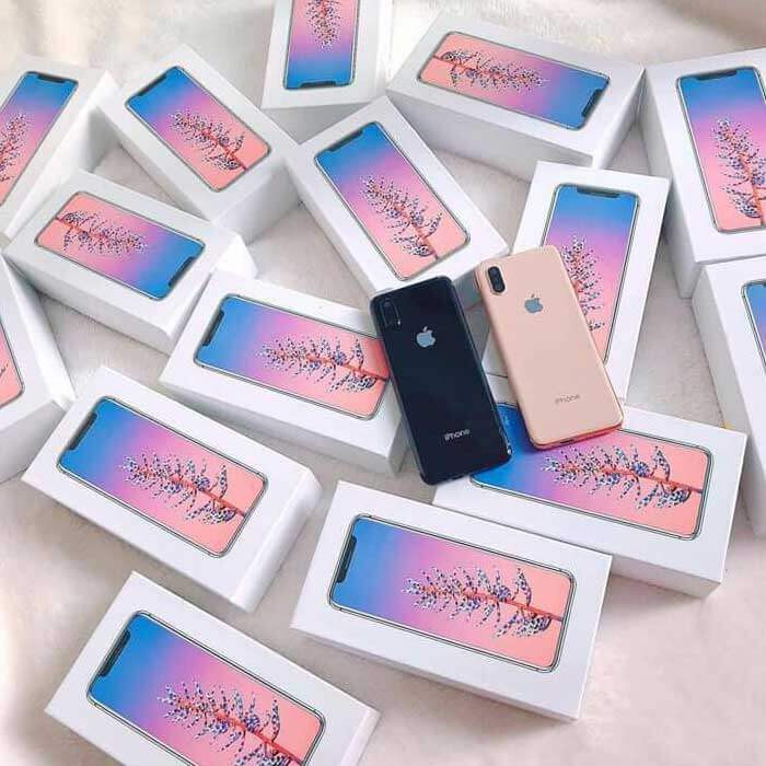 Bluetooth partner là tính năng độc đáo nhất trên iPhone mini i8, tức là khi kết nối bluetooth với máy khác thì điện thoại này có thể đồng bộ danh bạ và cuộc gọi như đồng hồ thông minh. Khi có cuộc gọi đến smartphone thì bạn nhận máy ở i8, còn khi có cuộc gọi đến trên i8 thì bạn sử dụng bình thường.