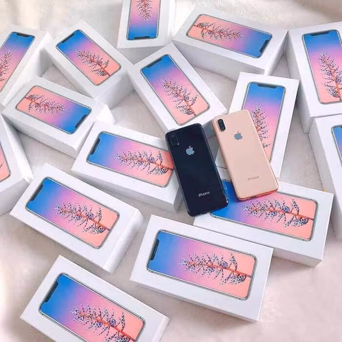 Bluetooth partner là tính năng độc đáo nhất trên iPhone mini i8, tức là khi kết nối bluetooth với máy khác thì điện thoại này có thể đồng bộ danh bạ và cuộc gọi như đồng hồ thông minh. Khi có cuộc gọi đến smartphone thì bạn nhận máy ở i8, còn khi có cuộc gọi đến trên i8 thì bạn sử dụng bình thường.