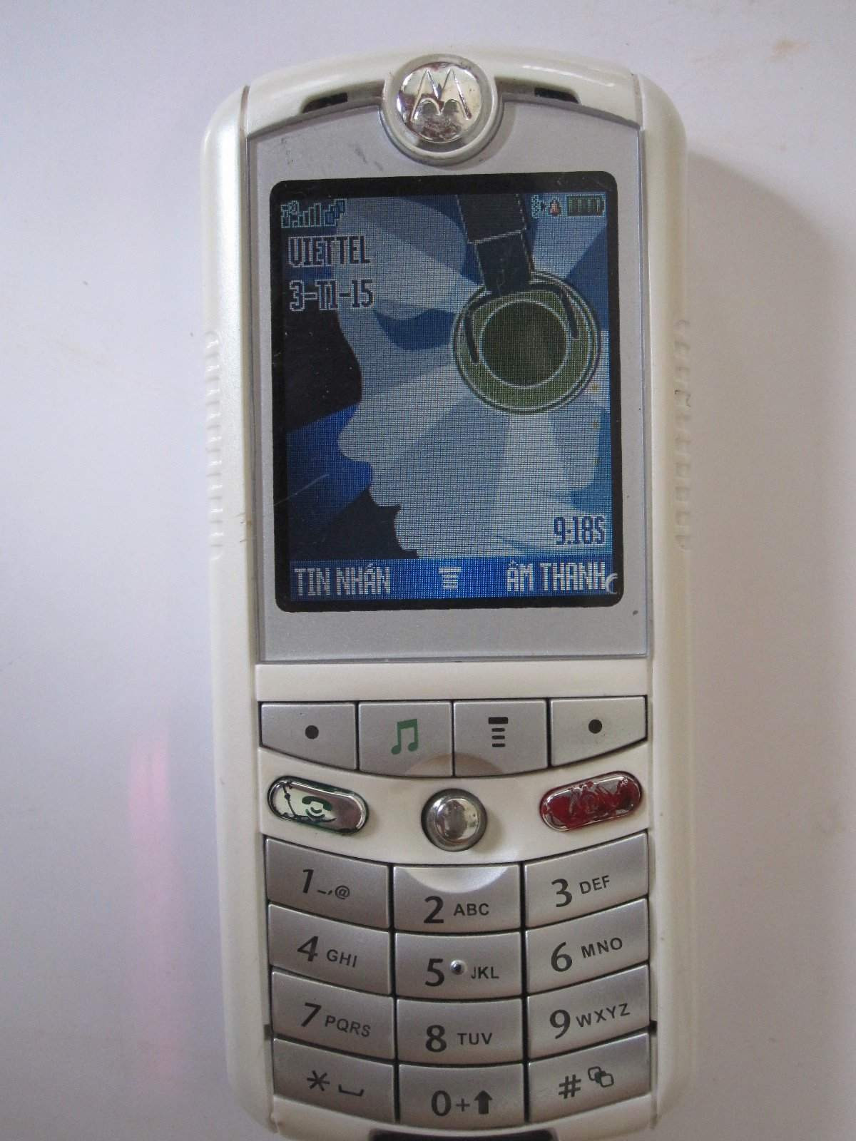 Dù vậy, ý tưởng của Apple là sử dụng tính năng Autofill để tự động nạp một số lượng bài hát cụ thể vào iPod - hoặc trong trường hợp này là chiếc điện thoại Motorola. Thời điểm đó, Apple vẫn bán 0,99 USD một bài nhạc và 9,99 USD cho cả một album.