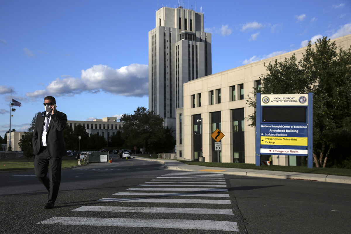 Trung tâm Y tế quân đội quốc gia Walter Reed - nơi TT Trump điều trị COVID-19 được hợp nhất từ Trung tâm Y tế lục quân Walter Reed và Trung tâm Y tế hải quân Walter Reed vào năm 2011 theo chỉ đạo của Quốc hội Mỹ.