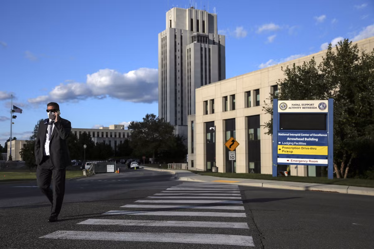 Trung tâm Y tế quân đội quốc gia Walter Reed - nơi TT Trump điều trị COVID-19 được hợp nhất từ Trung tâm Y tế lục quân Walter Reed và Trung tâm Y tế hải quân Walter Reed vào năm 2011 theo chỉ đạo của Quốc hội Mỹ.
