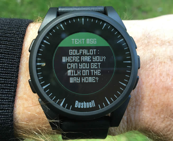 Về tính năng hỗ trợ chơi golf, Bushell Excell cung cấp đầy đủ các công cụ cần thiết. Từ đo độ xa của cú đánh, đo khoảng cách giữa các hố golf, tới cảnh báo các vật cản, chướng ngại trên sân, kèm chế độ Swing Pro.