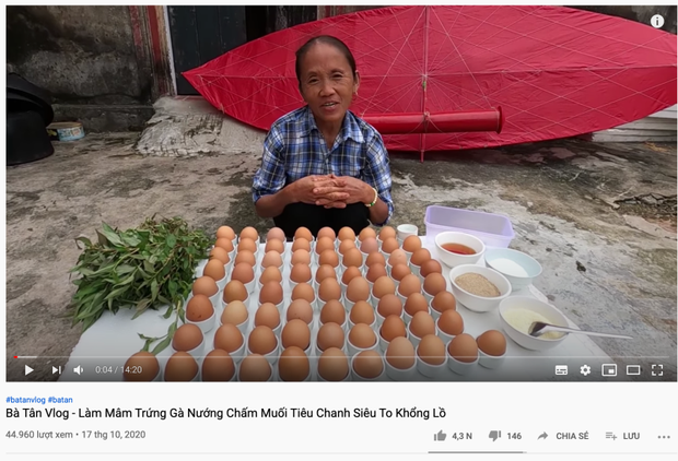 Trước đó, bà Tân gây xôn xao khi liên tục tung video mới sau loạt scandal của con trai Hưng Vlog, tỏ rõ vẻ mệt mỏi khi nấu món ăn.