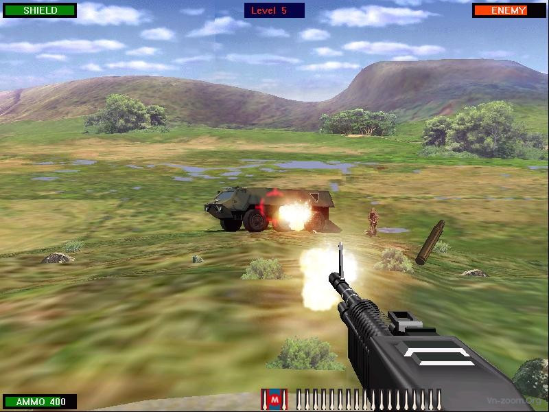 Trước khi có Đột Kích hay PUBG, Beach head 2002 từng là tựa game huyền thoại của giới trẻ. Đây là game bắn súng góc nhìn thứ nhất yêu cầu gamer phải cố thủ trên bờ biển, chống chọi các cuộc đổ bộ của quân địch, với kho vũ khí đa dạng.