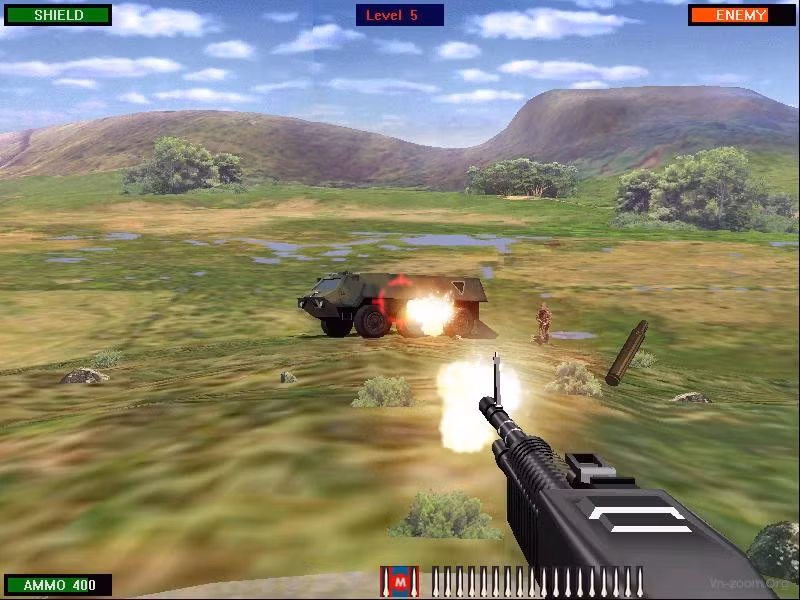 Trước khi có Đột Kích hay PUBG, Beach head 2002 từng là tựa game huyền thoại của giới trẻ. Đây là game bắn súng góc nhìn thứ nhất yêu cầu gamer phải cố thủ trên bờ biển, chống chọi các cuộc đổ bộ của quân địch, với kho vũ khí đa dạng.