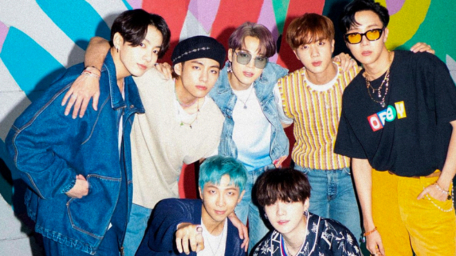 BTS là một trong những nhóm nhạc Hàn Quốc có tầm ảnh hưởng nhất tới giới trẻ hiện nay. Không chỉ những sản phẩm âm nhạc mà ''nhất cử nhất động'' của các chàng trai BTS, ngay cả sở thích công nghệ cũng được các fan cực kỳ quan tâm.