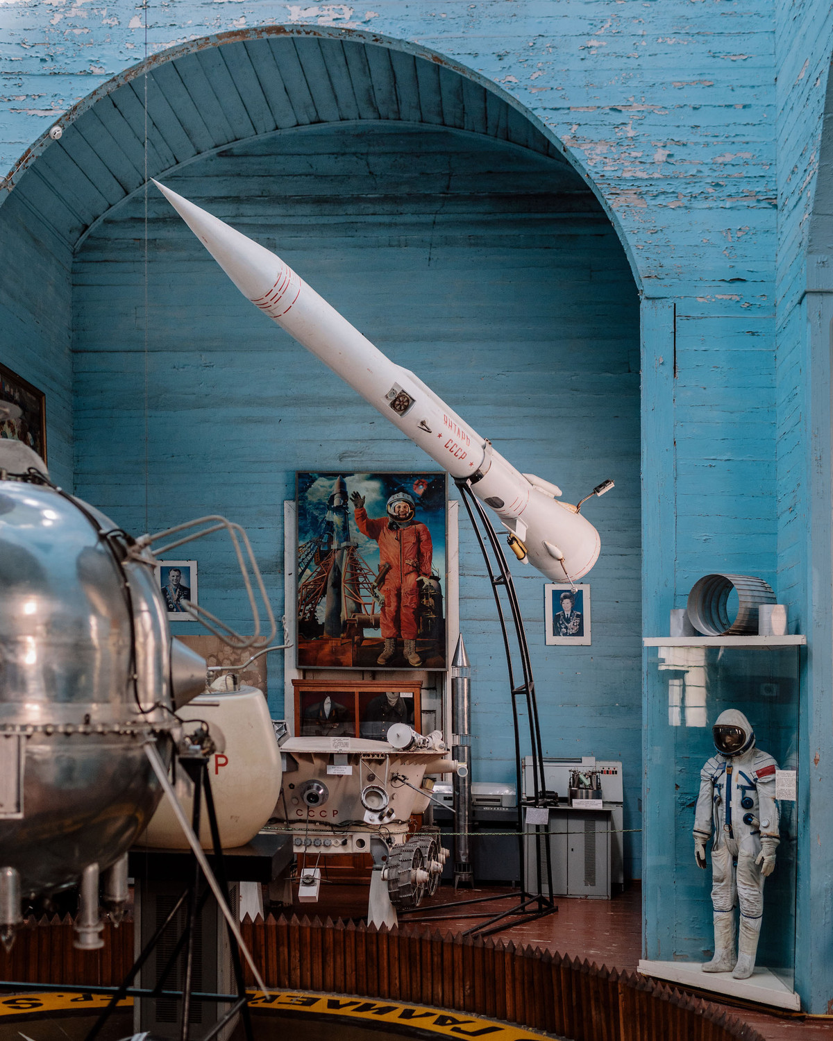 Tuy nhiên người quản lý kiên quyết không chuyển bảo tàng sang địa điểm khác.