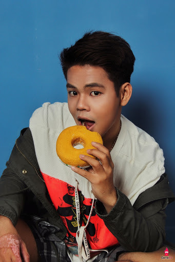 Theo ước tính của chuyên trang thống kê SocialBlade, nhờ những con số này Oops Banana có thu nhập khá cao.