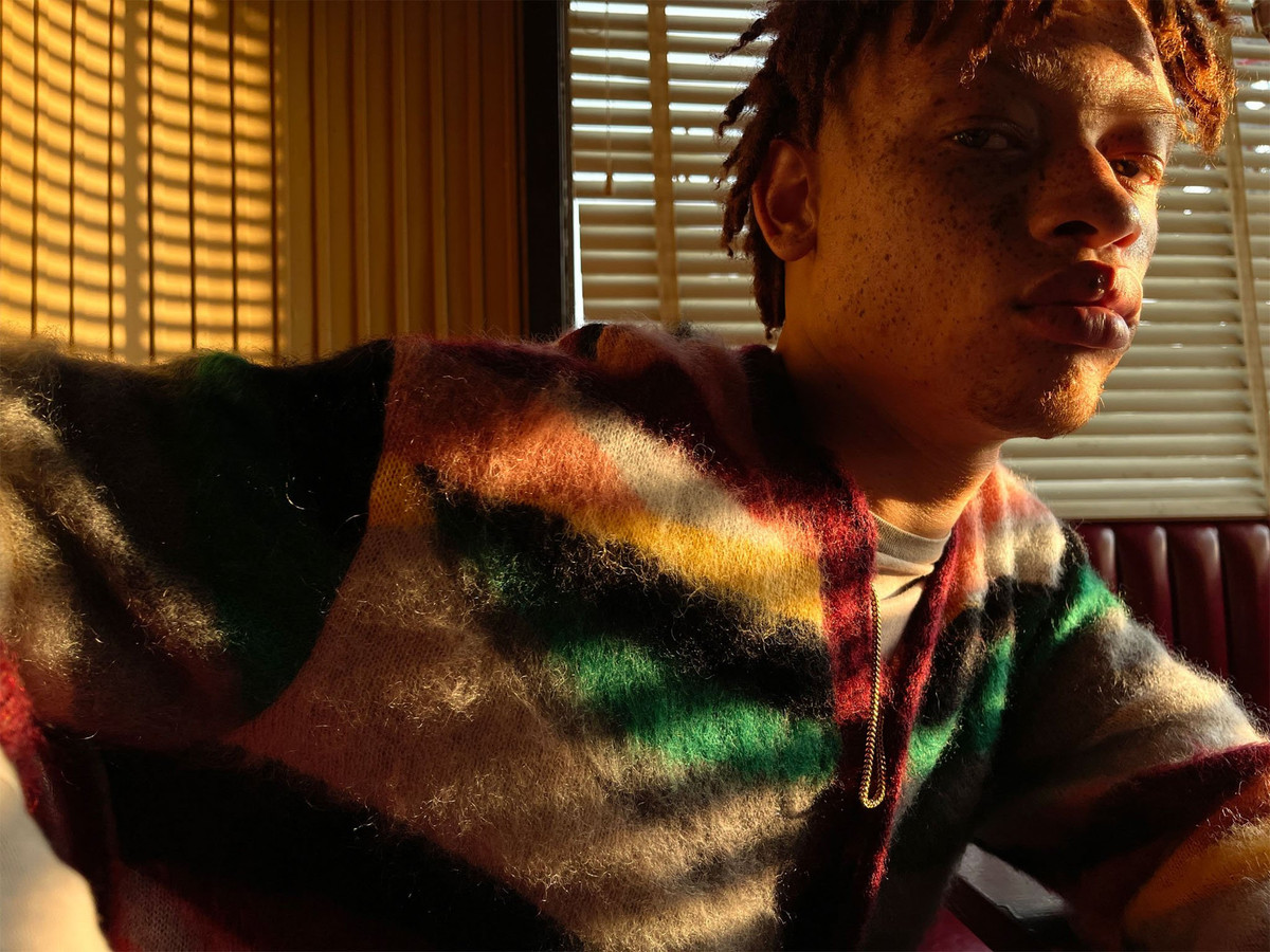 Ngay cả trong điều kiện thiếu sáng cũng cho ra đời những bức ảnh nét căng.