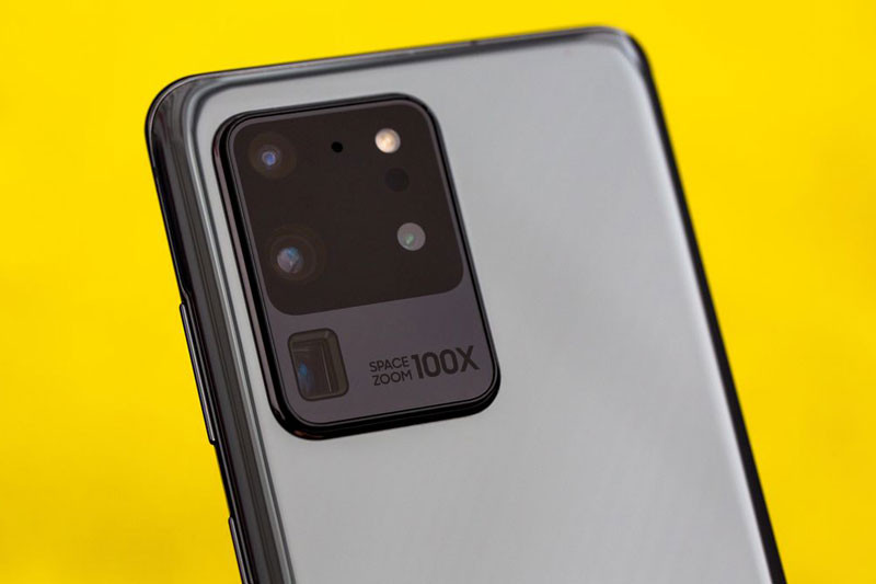 Smartphone này đứng ở vị trí thứ 8 trong danh sách cùng với Huawei Mate 30 Pro 5G.