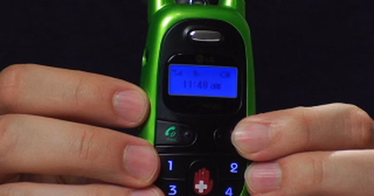 Mặc dù so về kích thước, LG chưa bao giờ được xem là điện thoại nhỏ nhất, nhưng đây lại là chiếc điện thoại duy nhất được sản xuất từ một trong những thương hiệu nổi tiếng nhất thế giới.