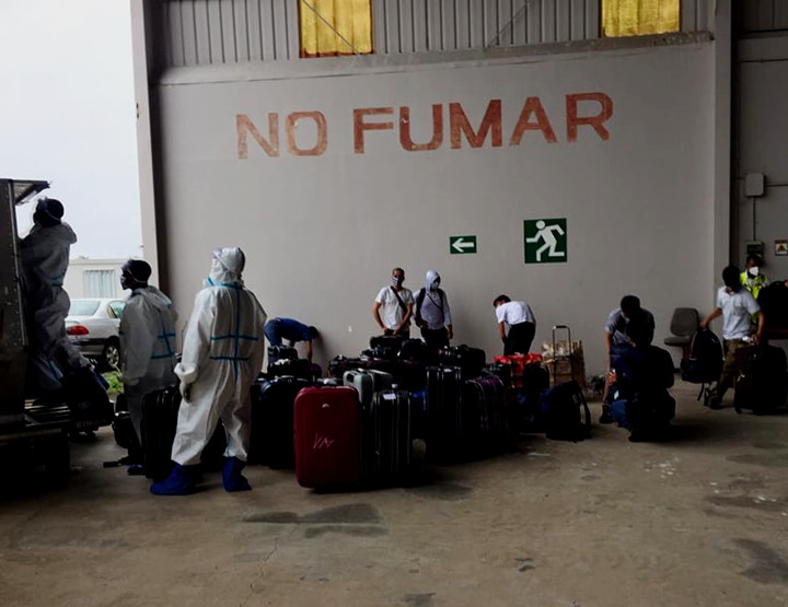 Chuyến bay được thực hiện theo quy trình đặc biệt nhất từ trước đến nay bởi nguy cơ lây nhiễm COVID-19 đối với phi hành đoàn và đội ngũ phục vụ chuyến bay là rất cao.