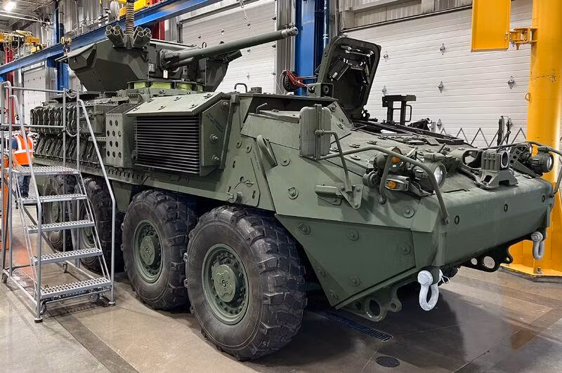 Phương tiện chiến đấu được trang bị “trái tim” là động cơ diesel 6 xi-lanh Caterpillar C9 Turbo tăng áp đơn cung cấp cho LAV 6.0 công suất ít nhất 450 mã lực. Hệ thống treo của xe là loại khí nén độc lập.