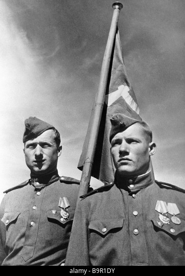 Ông coi xung đột giữa người Gruzia và người Abkhazia là huynh đệ tương tàn. “Tôi chỉ chiến đấu cho người Gruzia thôi sao? Không đúng. Chúng tôi trong Hồng quân đã chiến đấu vì người Nga, người Ukraine, người Abkhazia và người Kazakhstan …- vì Tổ quốc Liên Xô của chúng ta!”.