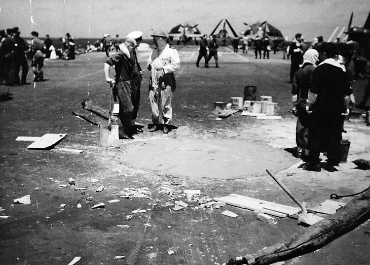 Thương vong của Formidable cũng khá cao nhưng không đến mức như USS Franklin hay USS Bunker Hill, Formidable chỉ mất 6 sĩ quan và 41 thủy thủ, 1 người chết sau đó trên đường chuyển về bệnh viện.