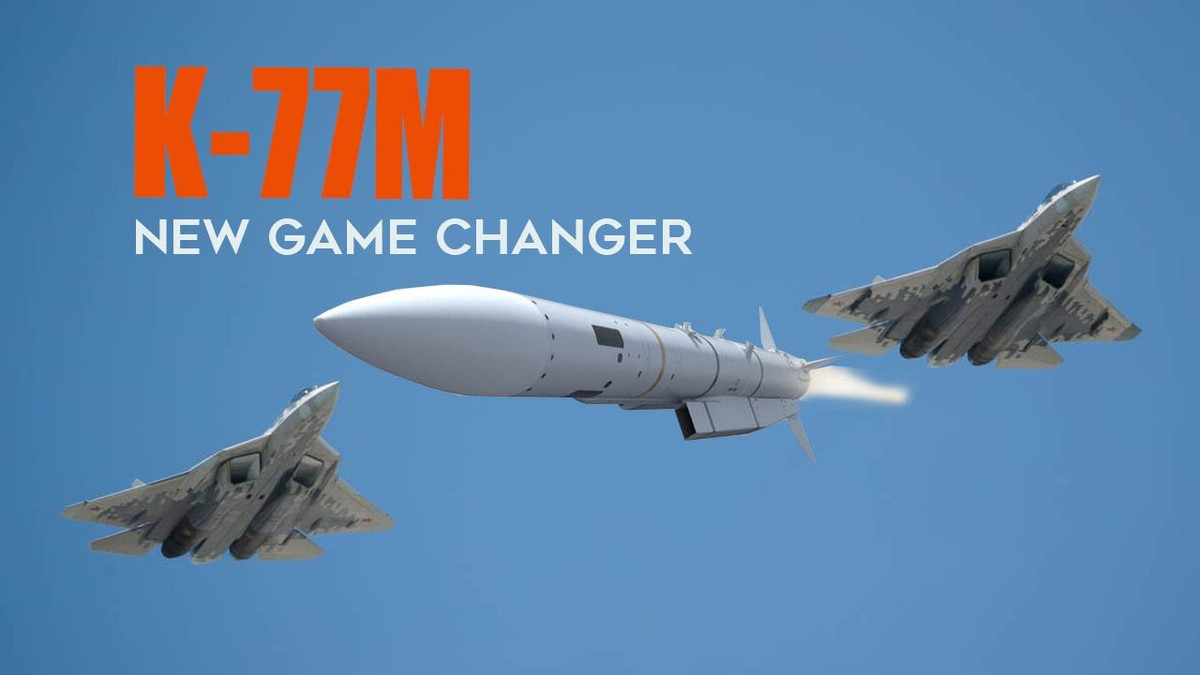 Với tầm bắn trên 190km, đây không phải là tên lửa không đối không tầm xa nhất mà Nga đã phát triển, nhưng về nhiều mặt thì nó là loại tên lửa tinh vi nhất. Tầm bắn của K-77M nằm giữa PL-15 của Trung Quốc là 200-300km và AIM-120D của Mỹ ở 160-180km, nó mang lại lợi thế về tầm bắn thoải mái so với các máy bay chiến đấu của phương Tây.