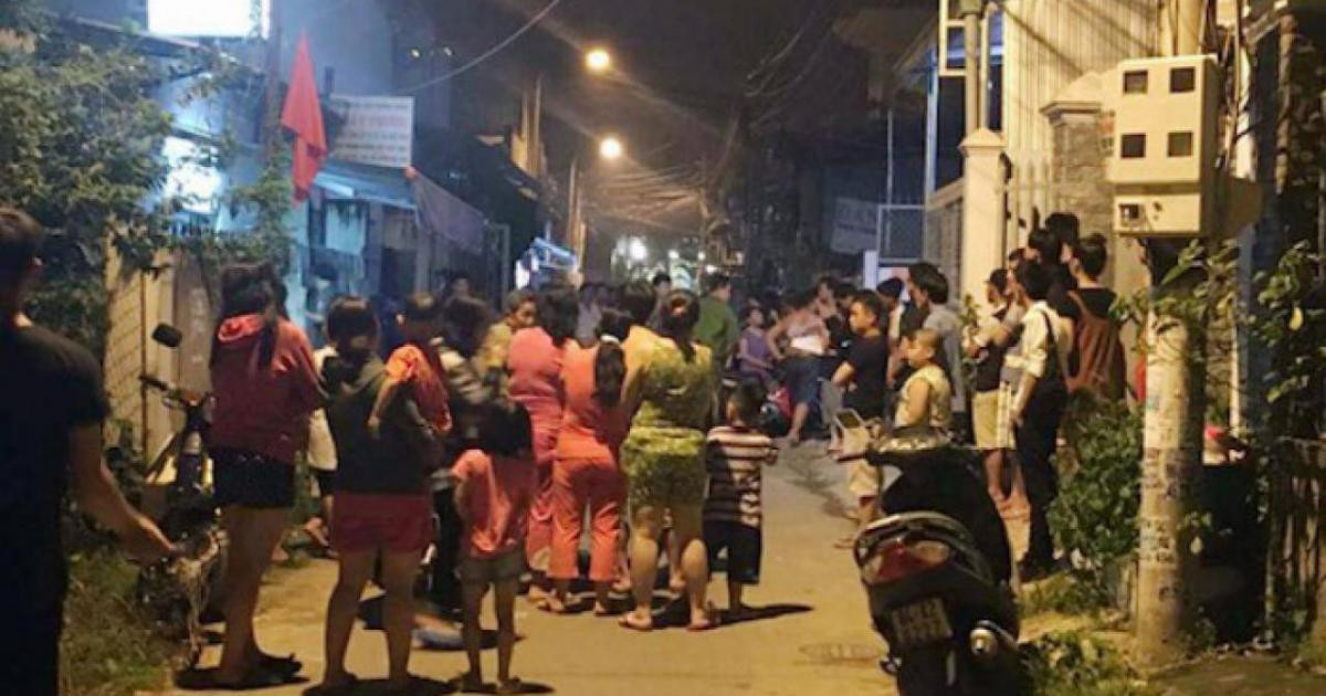 Khi Công an tỉnh Bắc Giang có mặt tại hiện trường, nạn nhân T.V.N đã tử vong với một vết đâm chí mạng từ phía sau. Nơi xảy ra vụ án mạng, ngoài những vết máu loang lổ, rải rác trên nền đất thì hầu như không còn dấu vết nào của nghi phạm để lại. Thời điểm vụ án xảy ra là đêm khuya, xung quanh người dân đã ngủ say, chẳng ai chứng kiến sự việc. Hầu hết tài sản mà N mang theo đều còn nguyên vẹn, vì thế các điều tra viên cho rằng vụ án có thể xuất phát từ những mâu thuẫn cá nhân. (Ảnh minh họa, nguồn Internet) 