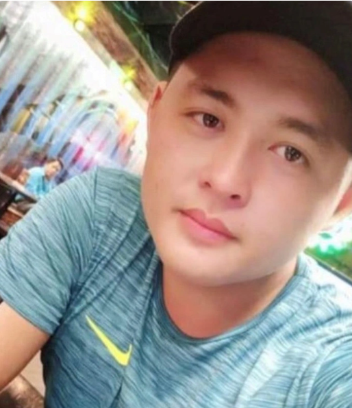 Qua tiến hành các biện pháp nghiệp vụ, trinh sát phát hiện đối tượng nghi vấn tên Nguyễn Vũ Thanh Hoài. Hoài ăn chơi lêu lỏng và thường xuyên tìm các quán cà phê “lùm” để giải sầu. Để thu hút các phụ nữ nhẹ dạ, cả tin, Hoài thường dùng zalo với tên “Thanh Hùng” với hình ảnh được chỉnh sửa công nghệ như “Hot boy” để tán tỉnh lừa tình một số nạn nhân. 