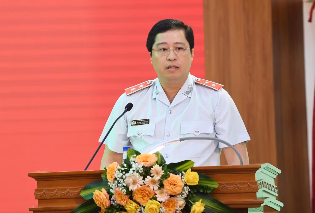 Phát biểu nhận nhiệm vụ, tân Phó Tổng Thanh tra Chính phủ Dương Quốc Huy gửi lời cám ơn tới Ban Bí thư, Chính phủ và Thủ tướng Chính phủ đã tin tưởng giao nhiệm vụ mới cho mình. Ông Huy cũng gửi lời cám ơn Ban cán sự đảng, lãnh đạo Thanh tra Chính phủ qua các thời kỳ đã luôn quan tâm, dìu dắt, bồi dưỡng, tin tưởng giao nhiệm vụ và tạo điều kiện cho cá nhân mình hoàn thành tốt nhiệm vụ trong quá trình gần 15 năm công tác trong ngành thanh tra. 