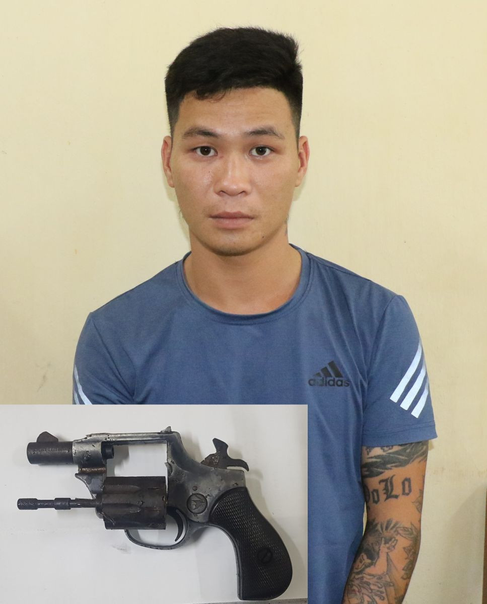 Thanh Hóa: Đối tượng nổ súng bắn 2 người bị thương ra đầu thú Thanh Hoa: Doi tuong no sung ban 2 nguoi bi thuong ra dau thu