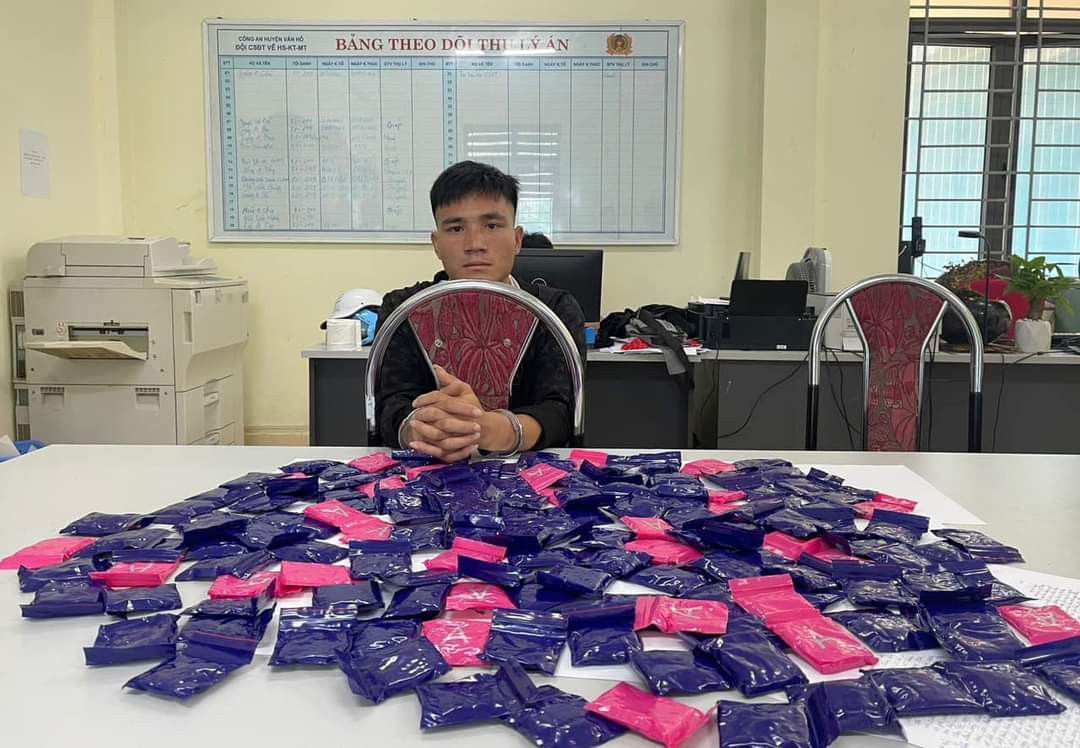 Sơn La: Bắt đối tượng vận chuyển 27.000 viên ma túy tổng hợp Son La: Bat doi tuong van chuyen 27.000 vien ma tuy tong hop