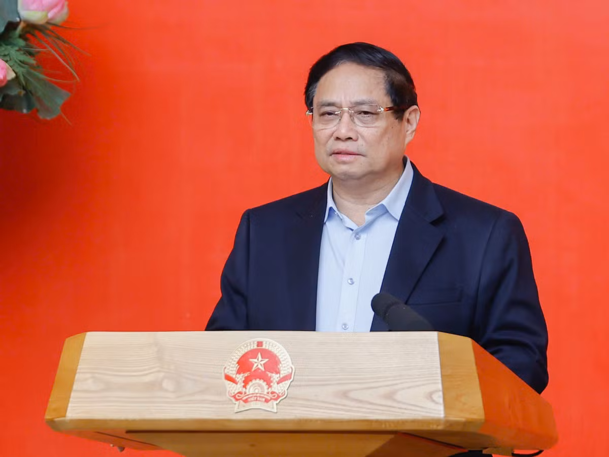 Thành lập Ban Chỉ đạo các dự án quan trọng quốc gia lĩnh vực đường sắt Thanh lap Ban Chi dao cac du an quan trong quoc gia linh vuc duong sat