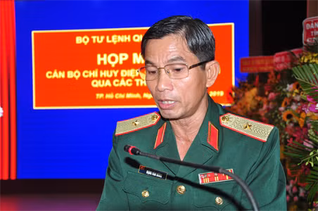 Thiếu tướng Đặng Văn Hùng, Phó Tham mưu trưởng Quân khu 7, giữ chức Phó Tư lệnh kiêm Tham mưu trưởng Quân khu 7, Bộ Quốc phòng.