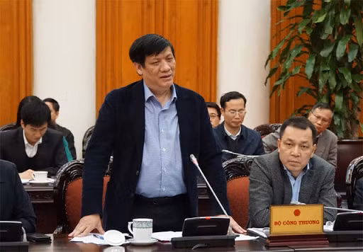 Mới đây, ngày 7/7/2020, Thủ tướng Chính phủ Nguyễn Xuân Phúc quyết định bổ nhiệm ông giữ chức Quyền Bộ trưởng Bộ Y tế. Nhân dân cả nước đều ghi nhận những đóng góp của ông Nguyễn Thanh Long đối với nền y tế nước nhà. >>> Mời bạn đọc xem thêm video: Bộ Công an: CDC Hà Nội sai phạm khi mua thiết bị chống dịch | VTC Now