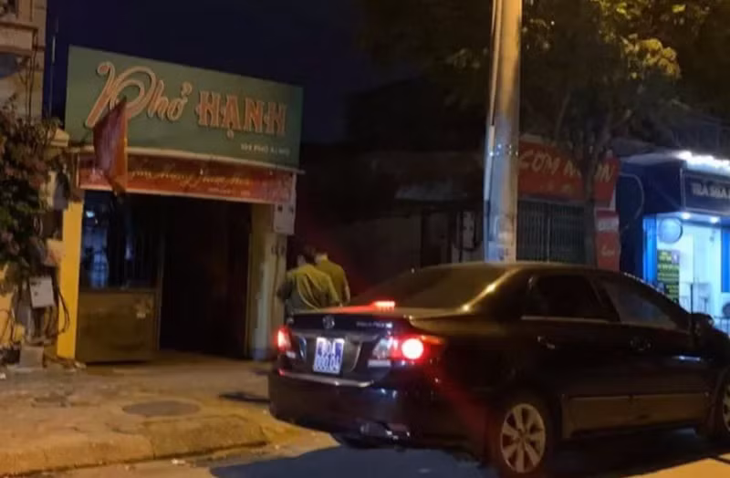 Thu ky Bien tap, to giup viec Chu tich Ha Noi bi kham xet dam trach su vu gi?