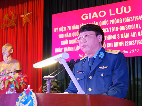 Đại tá Phạm Văn Tính, Phó Tham mưu trưởng Quân chủng Phòng không - Không quân, giữ chức vụ Phó Tư lệnh Quân chủng Phòng không - Không quân, Bộ Quốc phòng.