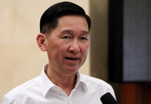 Mới đây, ngày 11/7, Cơ quan CSĐT Bộ Công an vừa tống đạt các quyết định khởi tố vụ án, khởi tố bị can đối với ông Trần Vĩnh Tuyến, Phó chủ tịch UBND TP HCM về hành vi Vi phạm các quy định về quản lý, sử dụng tài sản Nhà nước gây thất thoát, lãng phí, theo Điều 219 Bộ luật hình sự.