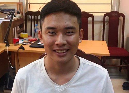 Đồng phạm là Phùng Hữu Mạnh, (SN 1997, trú tại phố Châu Long, phường Trúc Bạch, quận Ba Đình, hiện ở phố Trúc Khê, phường Láng Hạ, quận Đống Đa, Hà Nội). Mạnh là đối tượng không nghề, ham cờ bạc dẫn đến nợ nần tiền bạc. Thấy Ngọc rủ cướp ngân hàng, Mạnh “ok” ngay và cùng đồng bọn gây án.