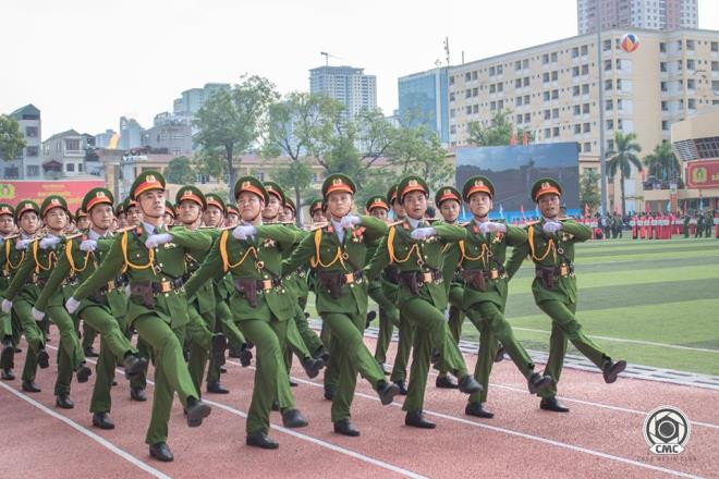 Duyệt binh tại Đại hội khỏe Vì An ninh Tổ quốc được tổ chức 5 năm một lần.