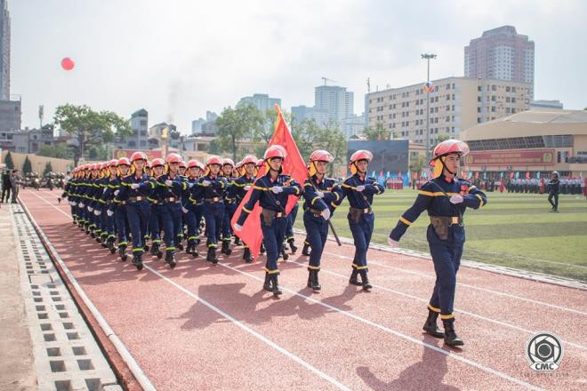 Lực lượng Cảnh sát PCCC tham gia buổi tổng duyệt. (Ảnh: C500)