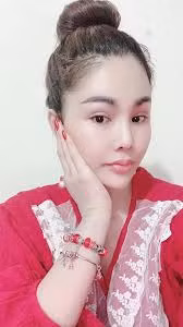 Chị Nguyễn Thị Kim Nhung (SN 1976, ở Yên Thường, Gia Lâm, Hà Nội) khiến nhiều người cảm phục. Đây là lần thứ 2 chị cứu người bị nạn mà không sợ bị vạ lây.