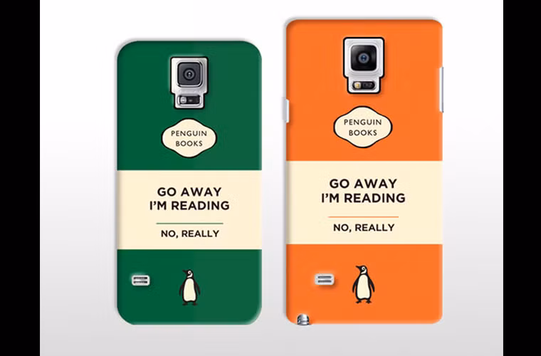Ốp lưng bìa sách với dòng chữ xua đuổi người khác đừng làm phiền trong lúc đang đọc sách. Món quà rất phù hợp cho những ai là "mọt sách".