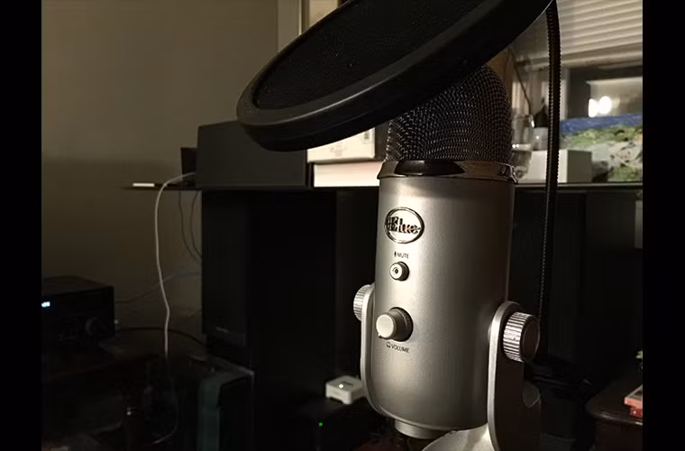  iPhone 6 Plus - trong nhà, ánh sáng đèn thấp (quý độc giả có thể bấm lên đây để xem kích cỡ lớn)