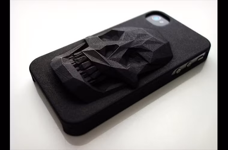 Chiếc ốp lưng có hình đầu lâu in 3D nổi "cực độc".