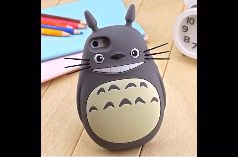 Một chiếc ốp lưng chú mèo Toronto nhưng lần này là phiên bản 3D, nổi bật trông như thật.