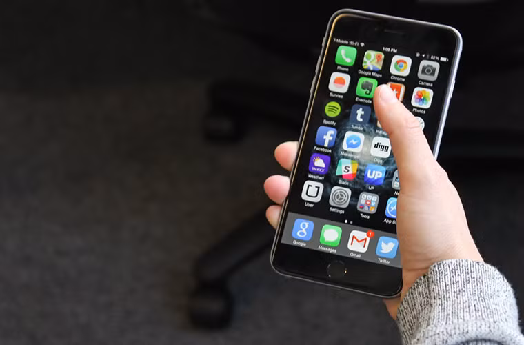  iPhone chỉ cho phép bạn mở một ứng dụng xuất hiện trên màn hình.