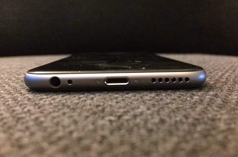  iPhone không được tích hợp công nghệ sạc siêu nhanh như thế.