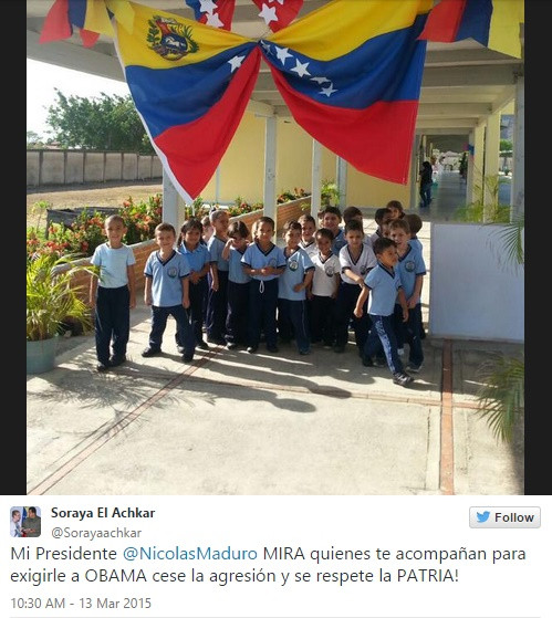 Theo tờ El Nacional của Venezuela, Bộ giáo dục đã định hướng các cơ sở giáo dục vùng miền và thành phố thực hiện chiến dịch “chống chủ nghĩa đế quốc” trong trường học thông qua thư và trang hoàng cờ Venezuela ở lối vào của trường học. Trong hình, Thứ trưởng Bộ Giáo dục, Soraya El Achkar, đăng tải trên tài khoản Twitter của mình kết quả của dự án này.