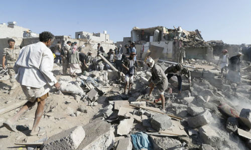 Cong dan nuoc ngoai va doan ngoai giao hoi ha roi Yemen