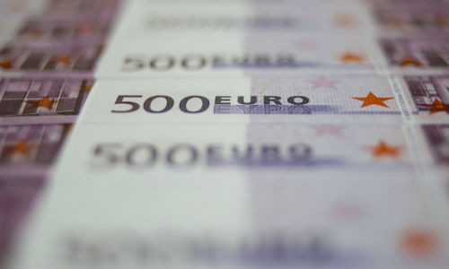 Cấm vận Nga, EU thiệt hại bao tiền? Cam van Nga, EU thiet hai bao tien?