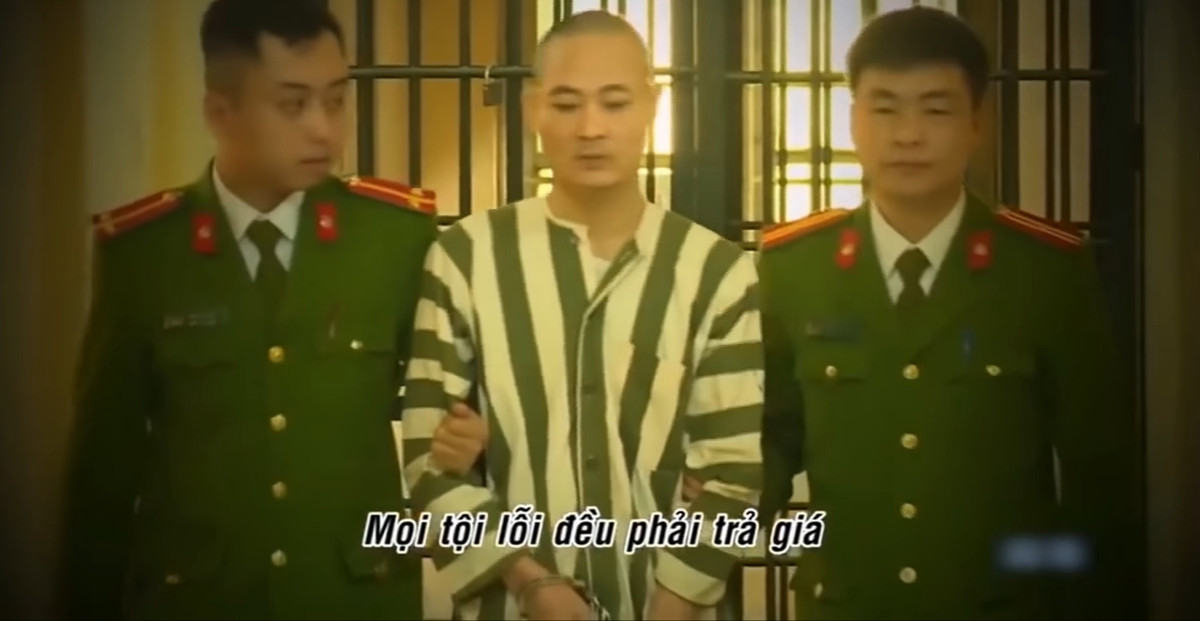 Từ những căn cứ trên, ngày 7/2/2018, HĐXX đã tuyên phạt Đào Văn Hùng án 6 năm tù về tội Hiếp dâm, tử hình về tội Giết người, tổng hợp bản án là tử hình. Bố đẻ Hùng là ông Đào Văn Đông bị tuyên án 15 tháng tù treo về tội Che giấu tội phạm; bà Nguyễn Thị Nền (mẹ đẻ Hùng) bị tuyên 12 tháng tù treo về tội Không tố giác tội phạm.